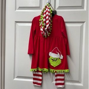 Girls New Grinch Outfit w/scarf